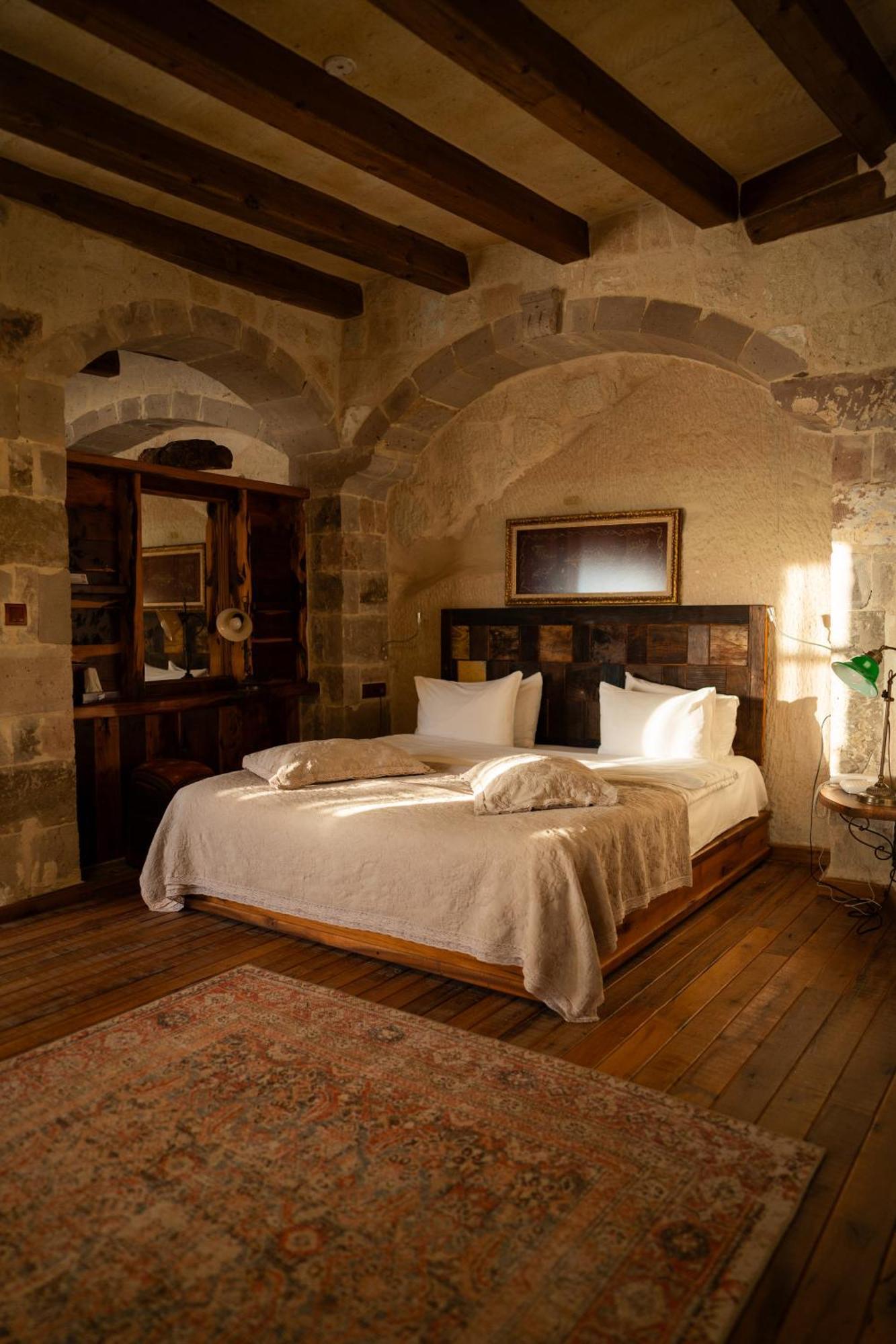 Seki Cave Suites Гореме Экстерьер фото